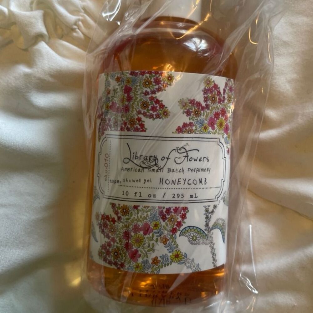 Library of Flowers Shower Gel - Honeycomb 10 Oz